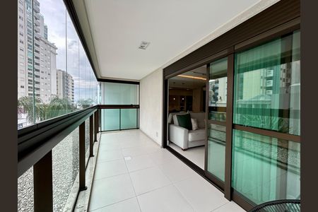 Apartamento para alugar com 56m², 1 quarto e 1 vagaVaranda