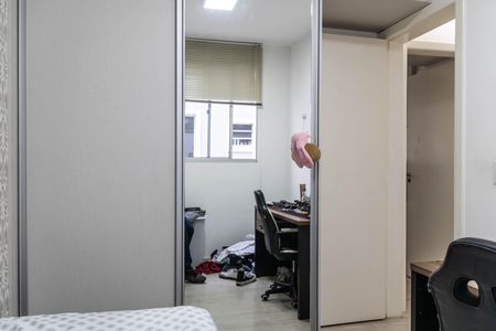 Apartamento à venda com 65m², 2 quartos e 2 vagas Apartamento à venda com 65m², 2 quartos e 2 vagasQuarto 2