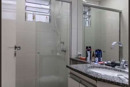 Apartamento à venda com 65m², 2 quartos e 2 vagas Apartamento à venda com 65m², 2 quartos e 2 vagasBanheiro