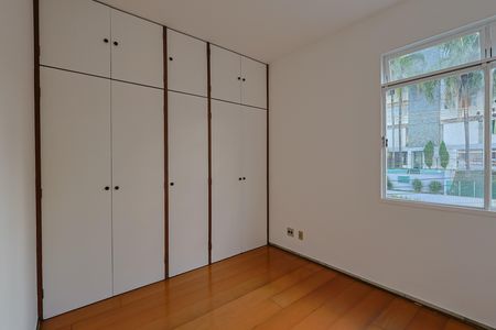 Apartamento para alugar com 3 quartos, 80m² em Grajaú, Belo Horizonte