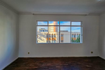 Apartamento para alugar com 80m², 3 quartos e 1 vaga