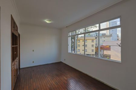 Apartamento para alugar com 3 quartos, 80m² em Grajaú, Belo Horizonte
