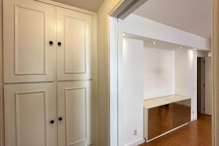 Apartamento à venda com 60m², 2 quartos e 1 vaga