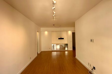 Apartamento à venda com 60m², 2 quartos e 1 vaga