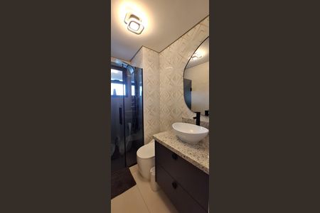 Apartamento à venda com 87m², 2 quartos e 2 vagasBanheiro da Suíte 