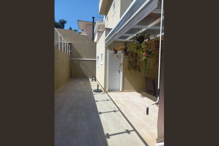 Foto 04 de casa de condomínio à venda com 2 quartos, 224m² em Parque Sinai, Santana de Parnaíba