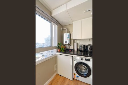 Área de serviço de apartamento à venda com 2 quartos, 56m² em Fátima, Canoas