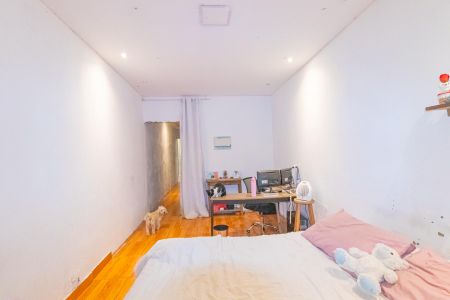 Casa à venda com 260m², 2 quartos e 4 vagas Casa à venda com 260m², 2 quartos e 4 vagasQuarto 1