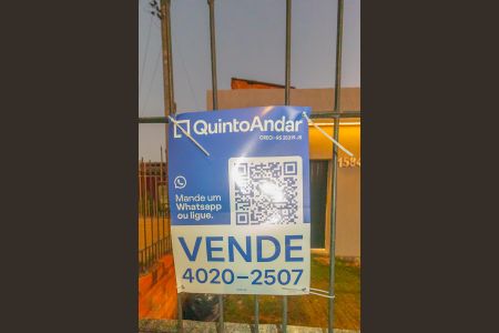 Casa à venda com 260m², 2 quartos e 4 vagas Casa à venda com 260m², 2 quartos e 4 vagasFachada/Placa