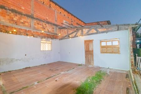 Casa à venda com 260m², 2 quartos e 4 vagas Casa à venda com 260m², 2 quartos e 4 vagasVaranda