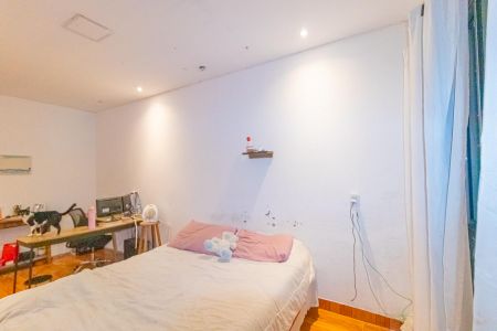Casa à venda com 260m², 2 quartos e 4 vagas Casa à venda com 260m², 2 quartos e 4 vagasQuarto 1