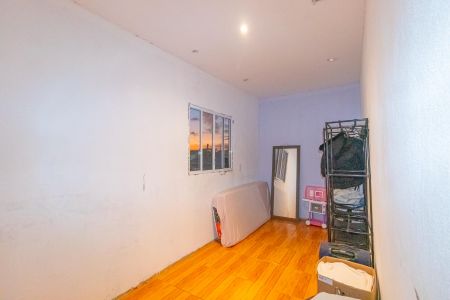Casa à venda com 260m², 2 quartos e 4 vagas Casa à venda com 260m², 2 quartos e 4 vagasQuarto 2
