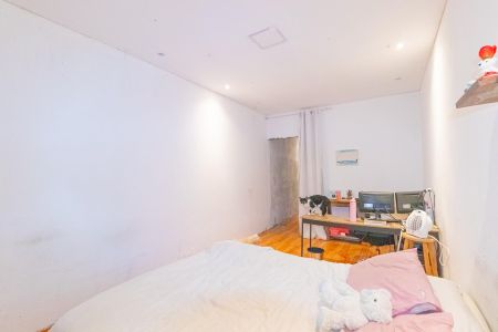 Casa à venda com 260m², 2 quartos e 4 vagas Casa à venda com 260m², 2 quartos e 4 vagasQuarto 1