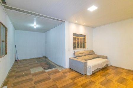 Casa à venda com 260m², 2 quartos e 4 vagas Casa à venda com 260m², 2 quartos e 4 vagasSala