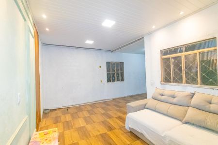 Sala de casa à venda com 2 quartos, 260m² em Harmonia, Canoas