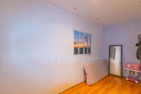 Casa à venda com 260m², 2 quartos e 4 vagas Casa à venda com 260m², 2 quartos e 4 vagasQuarto 2