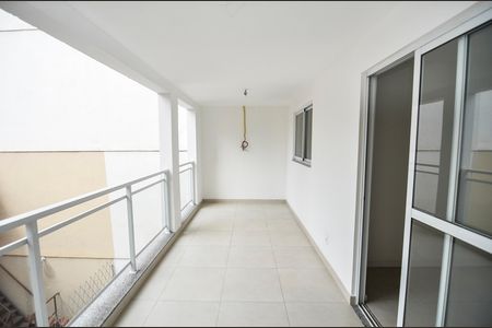 Apartamento à venda com 78m², 1 quarto e sem vaga Apartamento à venda com 78m², 1 quarto e sem vagaSala