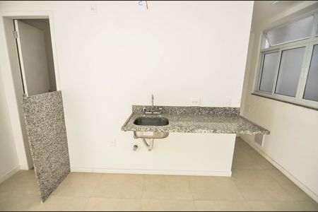 Apartamento à venda com 78m², 1 quarto e sem vaga Apartamento à venda com 78m², 1 quarto e sem vagaCozinha