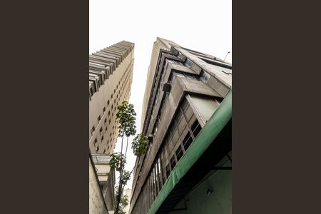 Studio para alugar com 30m², 1 quarto e sem vaga Studio para alugar com 30m², 1 quarto e sem vagaFachada