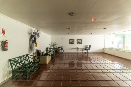 Studio para alugar com 30m², 1 quarto e sem vaga Studio para alugar com 30m², 1 quarto e sem vagaSalão de Festas