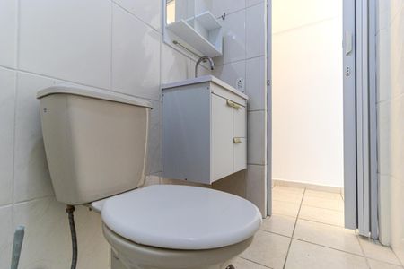 Studio para alugar com 30m², 1 quarto e sem vaga Studio para alugar com 30m², 1 quarto e sem vagaBanheiro