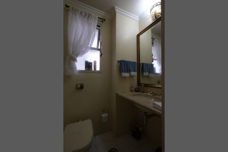Apartamento para alugar com 160m², 3 quartos e 2 vagas Apartamento para alugar com 160m², 3 quartos e 2 vagasLavabo