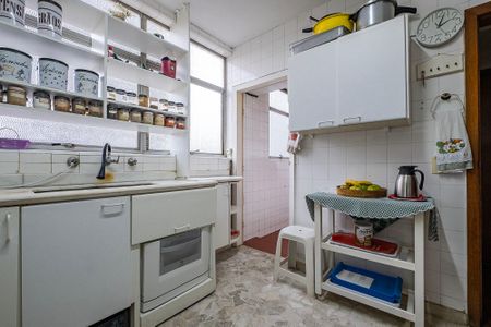 Apartamento para alugar com 160m², 3 quartos e 2 vagas Apartamento para alugar com 160m², 3 quartos e 2 vagasCozinha