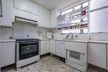 Apartamento para alugar com 160m², 3 quartos e 2 vagas Apartamento para alugar com 160m², 3 quartos e 2 vagasCozinha