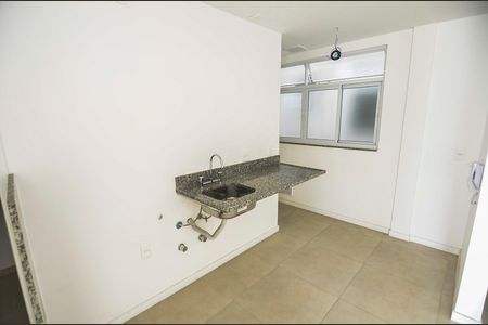 Apartamento à venda com 78m², 1 quarto e sem vaga Apartamento à venda com 78m², 1 quarto e sem vagaCozinha