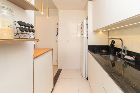 Apartamento à venda com 45m², 2 quartos e 1 vaga Apartamento à venda com 45m², 2 quartos e 1 vagaCozinha