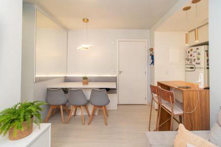 Sala de apartamento para alugar com 2 quartos, 45m² em Tristeza, Porto Alegre