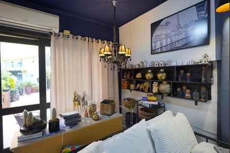 Casa à venda com 280m², 7 quartos e 1 vagaSala/cozinha