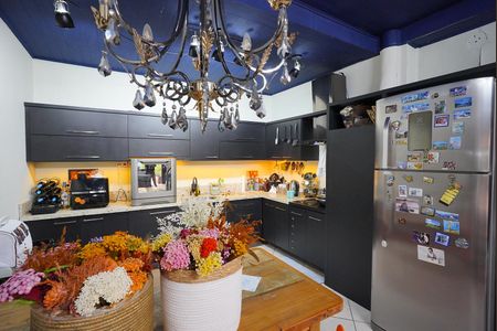 Casa à venda com 280m², 7 quartos e 1 vagaSala/cozinha