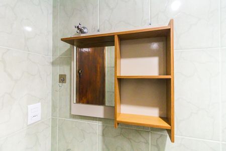 Casa para alugar com 50m², 2 quartos e 1 vaga Casa para alugar com 50m², 2 quartos e 1 vagaBanheiro 2