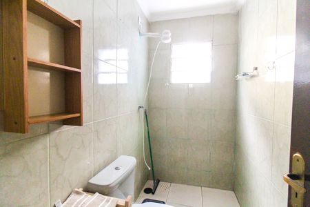 Casa para alugar com 50m², 2 quartos e 1 vaga Casa para alugar com 50m², 2 quartos e 1 vagaBanheiro 2