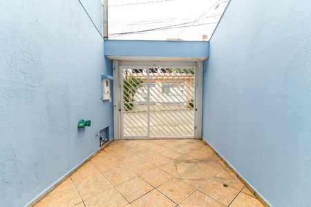 Casa para alugar com 50m², 2 quartos e 1 vaga Casa para alugar com 50m², 2 quartos e 1 vagaGaragem/Quintal
