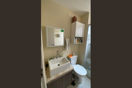 Apartamento à venda com 69m², 3 quartos e 2 vagas Apartamento à venda com 69m², 3 quartos e 2 vagasBanheiro