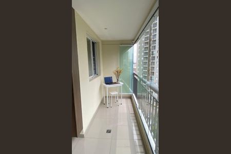 Apartamento à venda com 69m², 3 quartos e 2 vagas Apartamento à venda com 69m², 3 quartos e 2 vagasVaranda