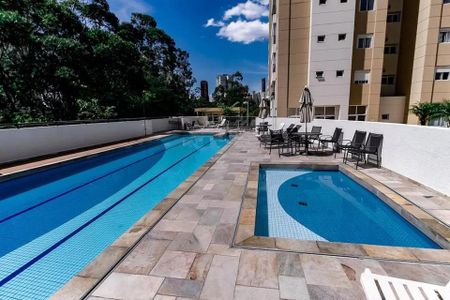 Apartamento à venda com 69m², 3 quartos e 2 vagas Apartamento à venda com 69m², 3 quartos e 2 vagasPiscina
