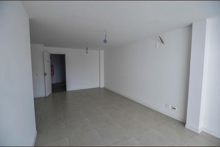 Apartamento à venda com 78m², 1 quarto e sem vaga Apartamento à venda com 78m², 1 quarto e sem vagaSala