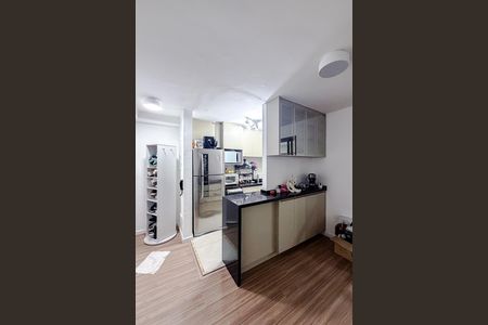 Apartamento à venda com 107m², 2 quartos e 2 vagas Apartamento à venda com 107m², 2 quartos e 2 vagasCozinha