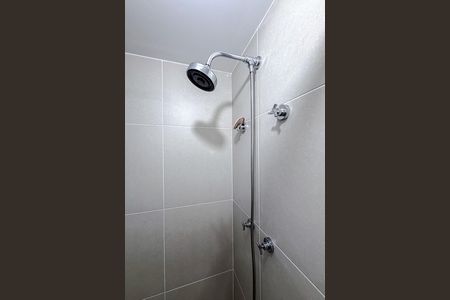 Apartamento à venda com 107m², 2 quartos e 2 vagas Apartamento à venda com 107m², 2 quartos e 2 vagasBanheiro da Suíte 2