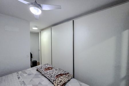 Apartamento à venda com 107m², 2 quartos e 2 vagas Apartamento à venda com 107m², 2 quartos e 2 vagasQuarto 2 - Suíte