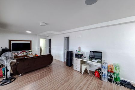 Apartamento à venda com 107m², 2 quartos e 2 vagas Apartamento à venda com 107m², 2 quartos e 2 vagasSala