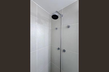 Apartamento à venda com 107m², 2 quartos e 2 vagas Apartamento à venda com 107m², 2 quartos e 2 vagasBanheiro da Suíte