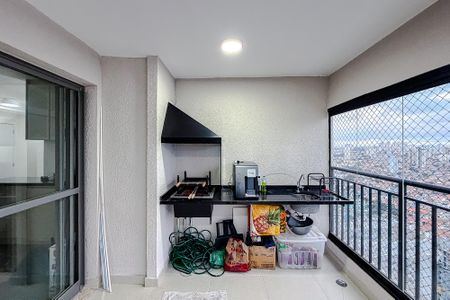 Apartamento à venda com 107m², 2 quartos e 2 vagas Apartamento à venda com 107m², 2 quartos e 2 vagasVaranda da Sala