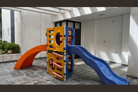 Apartamento para alugar com 64m², 1 quarto e 1 vaga Apartamento para alugar com 64m², 1 quarto e 1 vagaPlayground