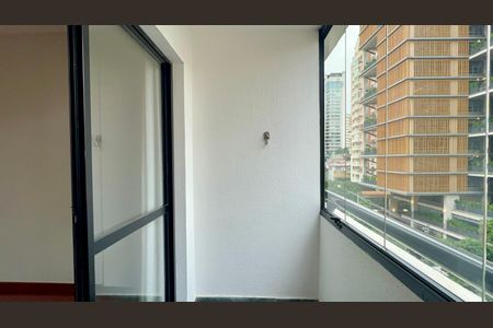 Apartamento para alugar com 64m², 1 quarto e 1 vaga Apartamento para alugar com 64m², 1 quarto e 1 vagaVaranda