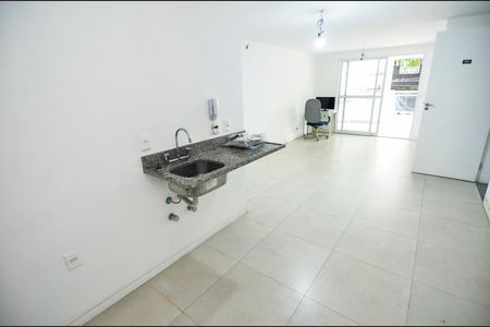 Apartamento à venda com 68m², 1 quarto e sem vaga Apartamento à venda com 68m², 1 quarto e sem vagaCozinha