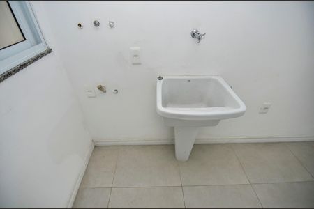 Apartamento à venda com 68m², 1 quarto e sem vaga Apartamento à venda com 68m², 1 quarto e sem vagaÁrea de Serviço